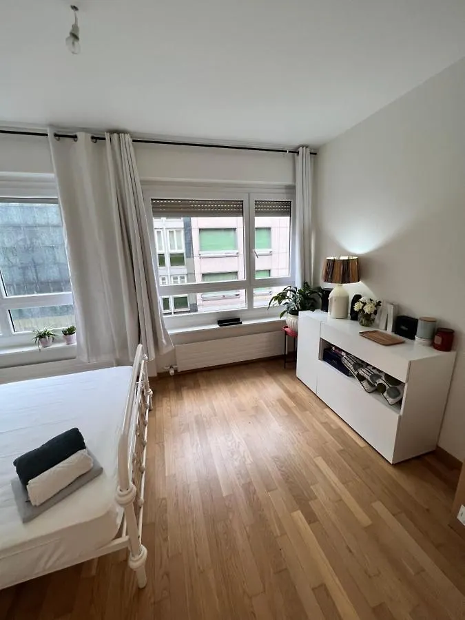 Private Stylish Modern Studio In The City Centre Διαμέρισμα Γενεύη